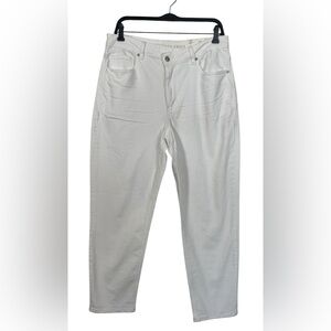 American Eagle Outfitters White Cropped Ankle Jeans